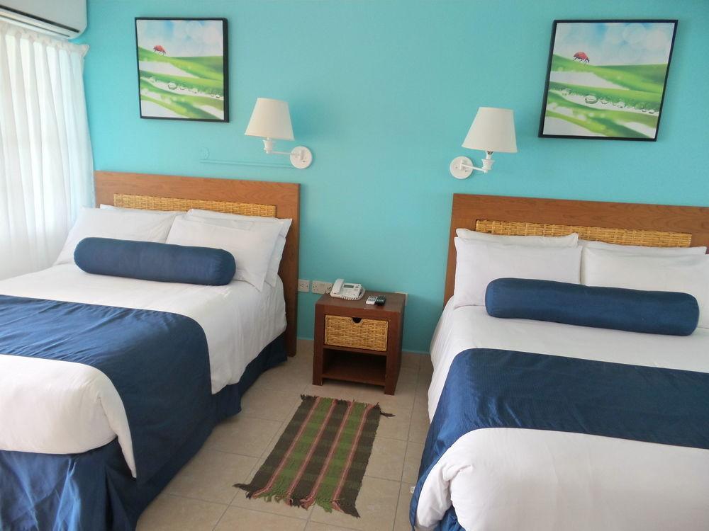 Flamboyant Hotel & Villas St. George's Екстериор снимка